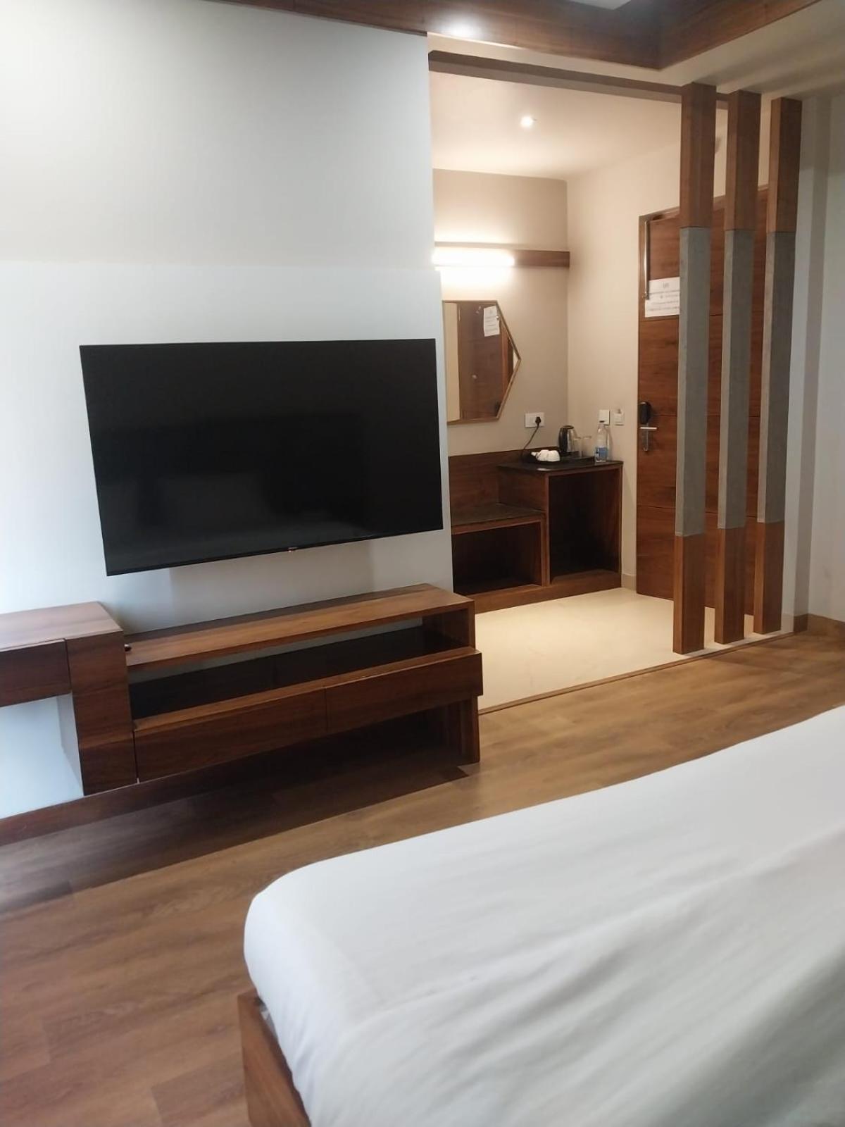 Hotel Endora Patiāla Dış mekan fotoğraf